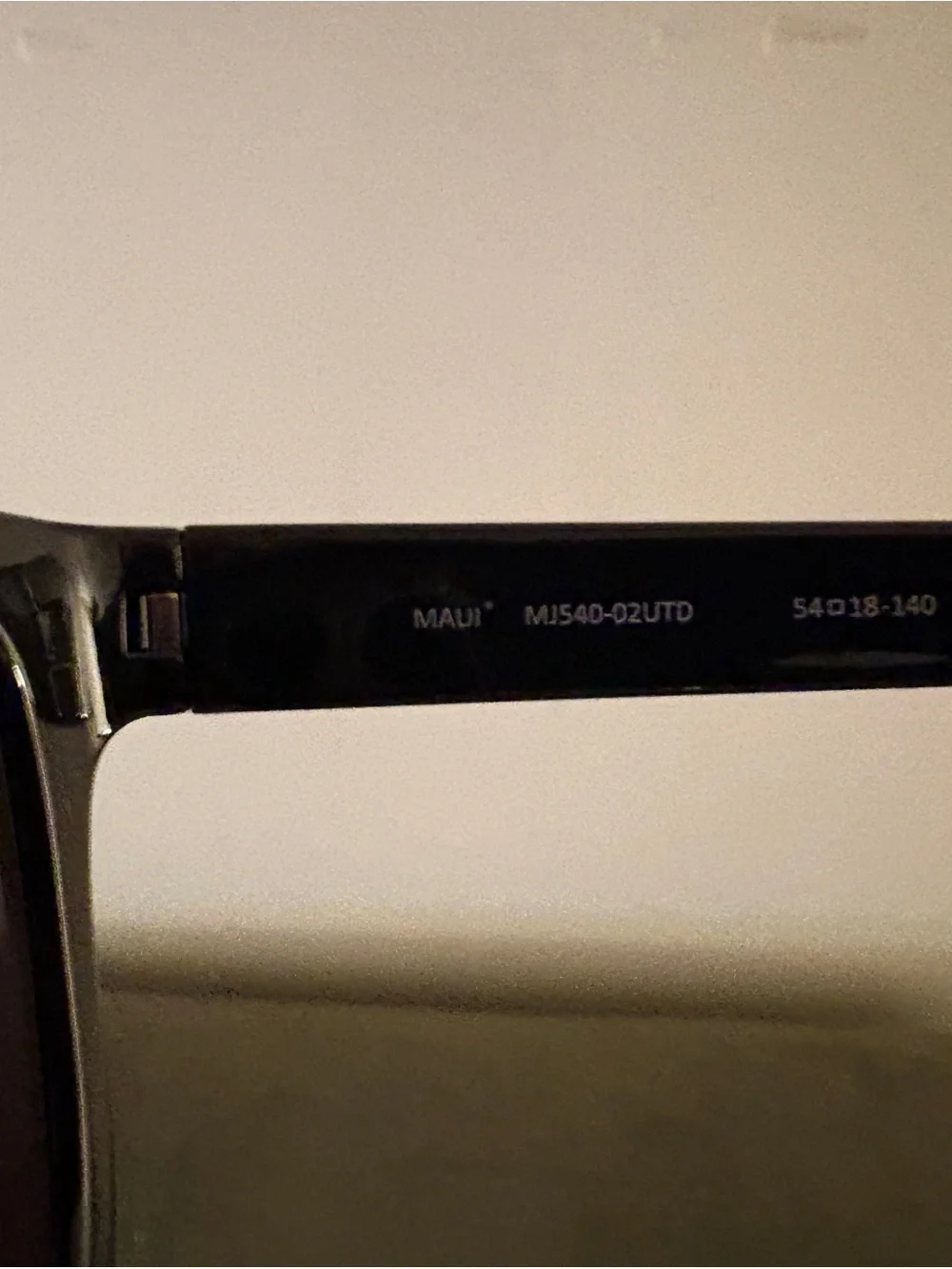 Maui Jim Mongoose MJ540-02UTD Manchester United Sunglasses Black / Neutral Grey
